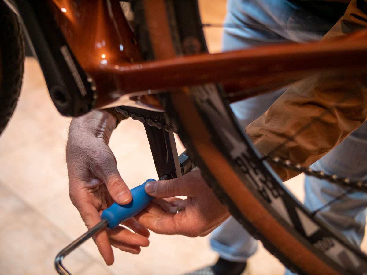 Reparación y mantenimiento de bicicletas